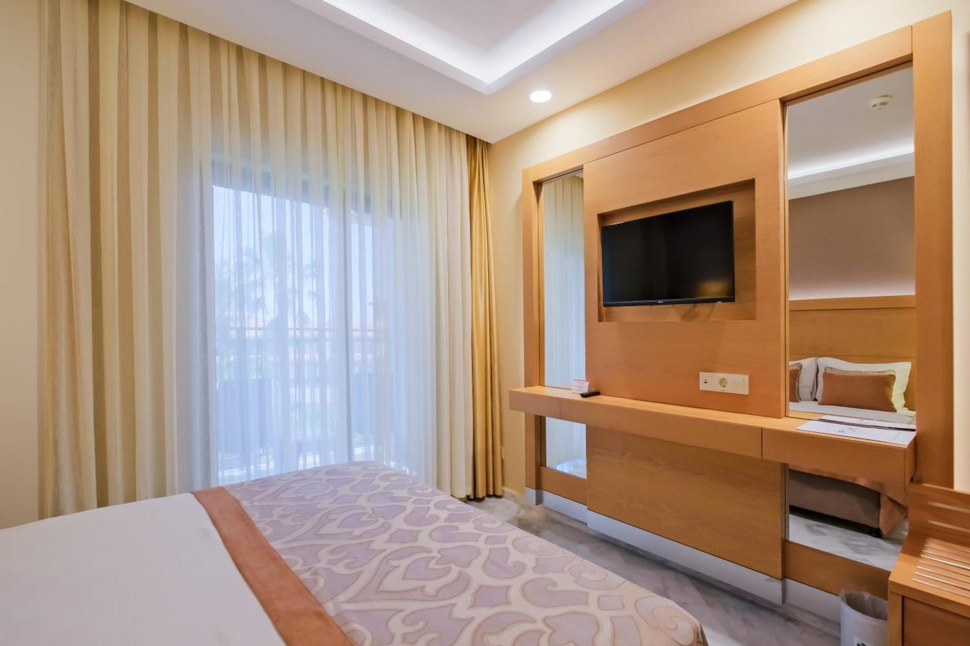 Belconti 5* Белек